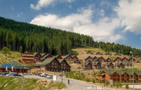 Горнолыжный курорт Буковель летом
